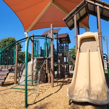 Valley Oak Dog Park